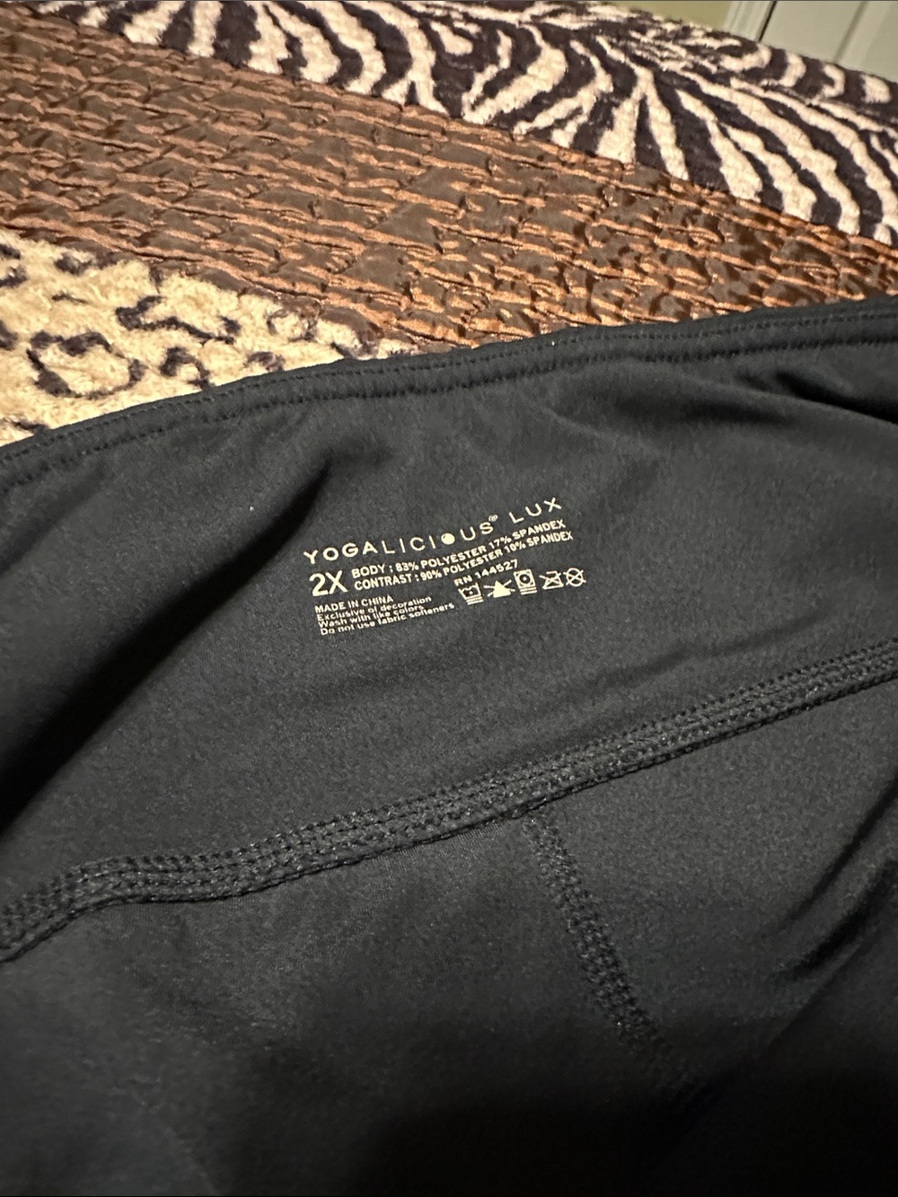 Black High-Waist Active Leggings - Picture 2 of 7